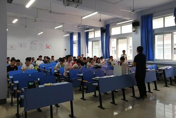 點(diǎn)燃創(chuàng)業(yè)夢(mèng)想，賦能青春?jiǎn)⒑健倚３晒εe辦五期GYB大學(xué)生創(chuàng)業(yè)培訓(xùn)教育咨詢(xún)服務(wù)